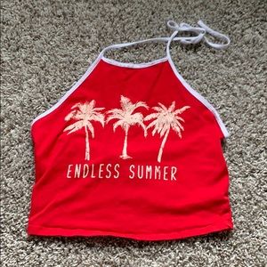 ⚡️Medium red crop top with tie back💕